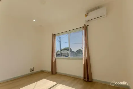 Property photo of 8 Ulmus Street Rangeway WA 6530