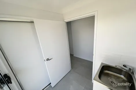 Property photo of 5 Flame Tree Road Cotswold Hills QLD 4350