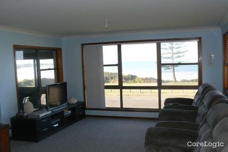 Property photo of 11 Marine Drive Wallabi Point NSW 2430