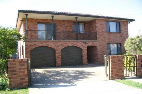 4 Rosina St, Fairfield, NSW 2165
