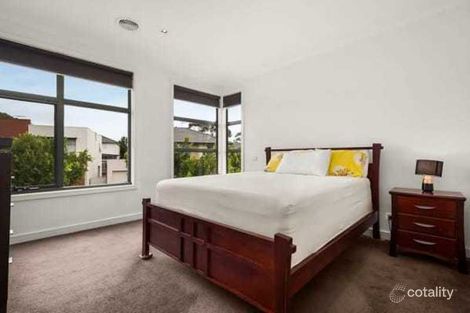Property photo of 15 Tottenham Grove Mulgrave VIC 3170