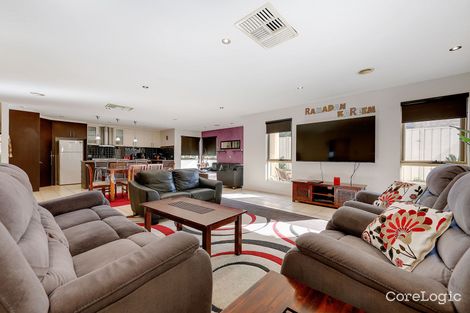 Property photo of 21 Castlebury Place Craigieburn VIC 3064