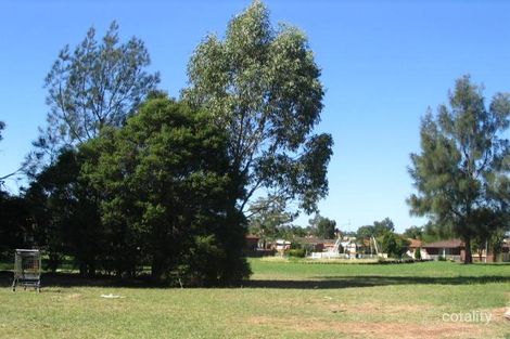 1 Glenfern Cres, Bossley Park, NSW 2176