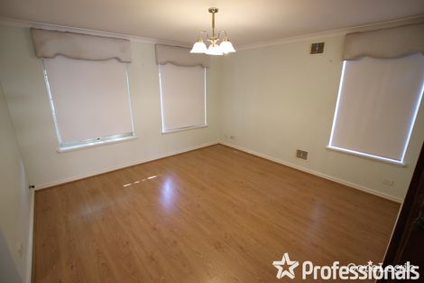 Property photo of 1/39 Davidia Lake Drive Canning Vale WA 6155
