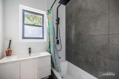 Property photo of 1 Sim Street Mount Gambier SA 5290