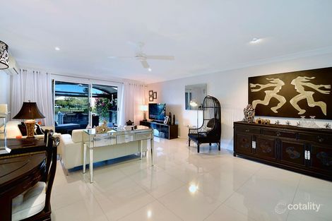Property photo of 1/36 Vaggelas Crescent Biggera Waters QLD 4216