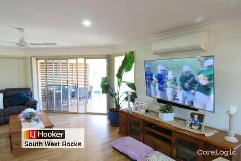 Property photo of 2/15 Peter Mark Circuit South West Rocks NSW 2431