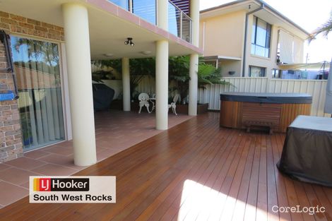 Property photo of 2/15 Peter Mark Circuit South West Rocks NSW 2431