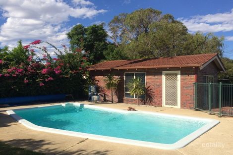 17 Eastwood Way, Hamersley, WA 6022