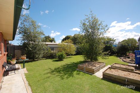 Property photo of 15 Pardalote Avenue Carrum Downs VIC 3201