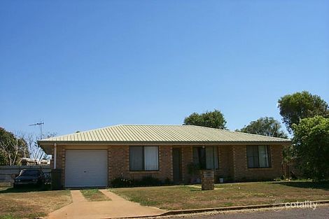 24 Bells Rd, Avenell Heights, QLD 4670