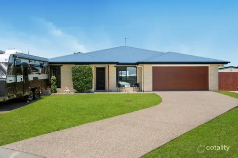 18 Grasstree Pl, Ningi, QLD 4511