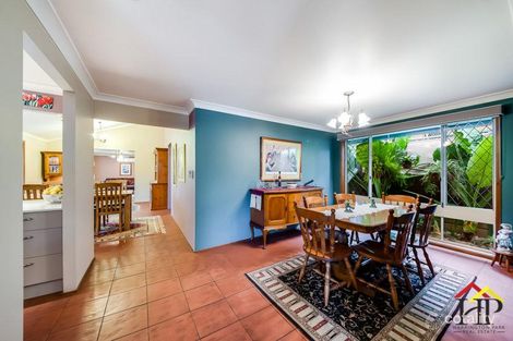 Property photo of 72 Sirius Circuit Narellan NSW 2567