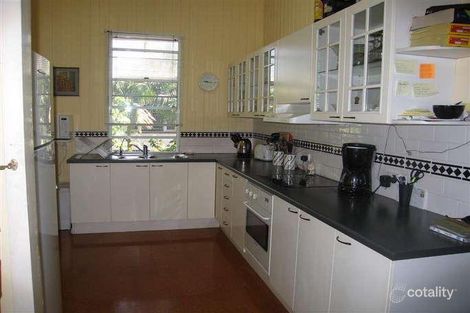 Property photo of 366 Tingal Road Wynnum QLD 4178
