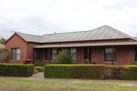 Property photo of 14 Meadenhall Drive St Albans Park VIC 3219