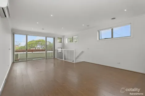 107 Blackshaws Rd, Newport, VIC 3015
