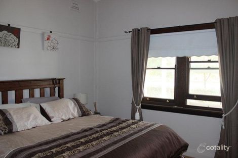 Property photo of 206 De Boos Street Temora NSW 2666