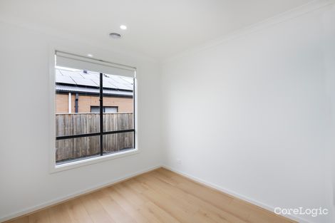 Property photo of 4 Petros Street Fraser Rise VIC 3336