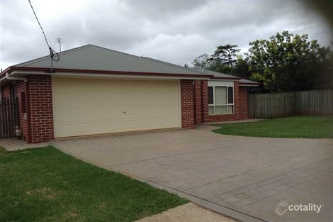 25 Dallang Rd, Middle Ridge, QLD 4350