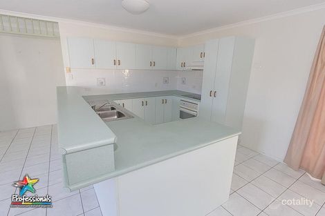 Property photo of 3 Yaldara Crescent New Auckland QLD 4680