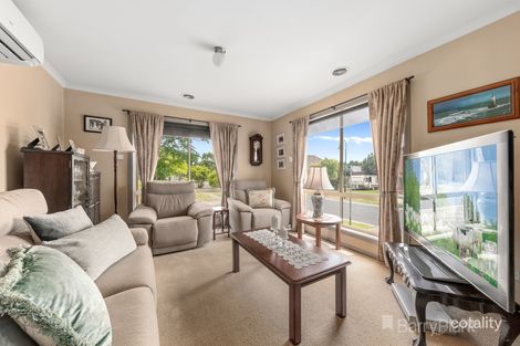 Property photo of 1 Superior Terrace Narre Warren VIC 3805