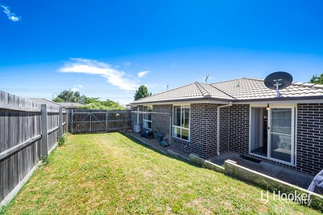 Property photo of 8/88-92 Eccles Circuit Macgregor ACT 2615