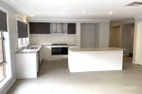 Property photo of 4 Nore Crescent Weir Views VIC 3338