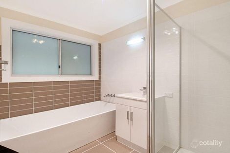 Property photo of 3 Latrobe Avenue Helensvale QLD 4212