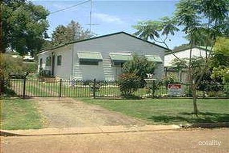 10 Scott St, Scone, NSW 2337