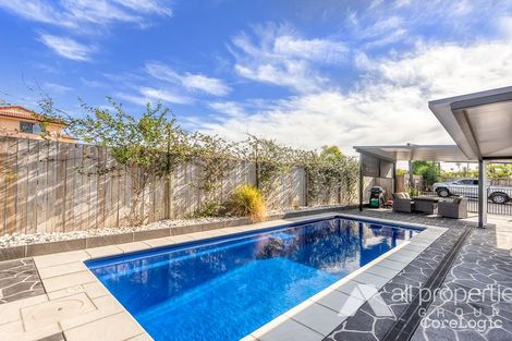 Property photo of 1-3 Mitchelson Place Regents Park QLD 4118