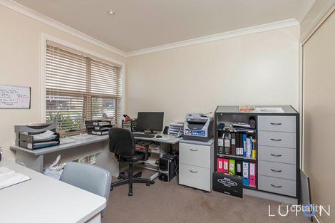 Property photo of 2 Renfree Street Casey ACT 2913