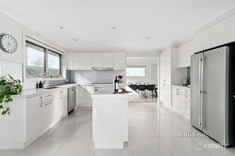 Property photo of 367 Mascoma Street Strathmore Heights VIC 3041