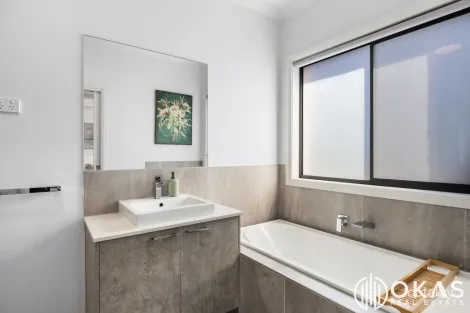 Property photo of 22 Sapling Boulevard Tarneit VIC 3029