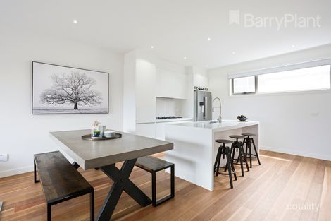 Property photo of 2/10 Melville Road Brunswick West VIC 3055
