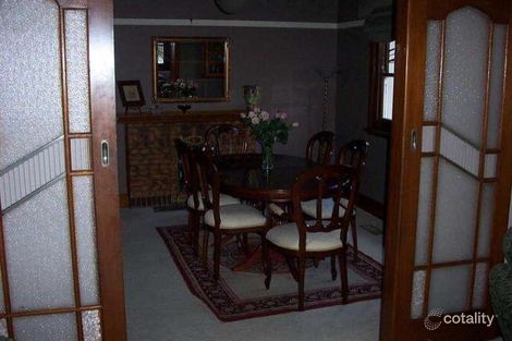 Property photo of 22 Peterleigh Grove Essendon VIC 3040