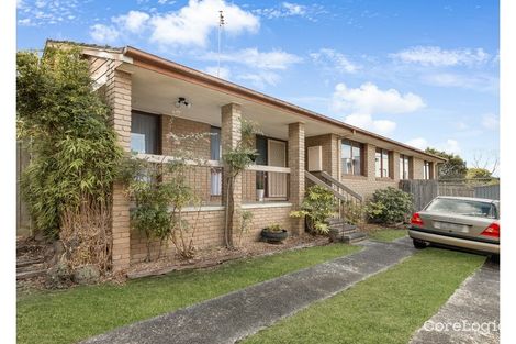 Property photo of 15 William Perry Close Endeavour Hills VIC 3802