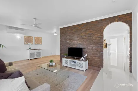 Property photo of 47 Gamenya Drive Springwood QLD 4127
