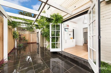 Property photo of 5/23 Pine Avenue Elwood VIC 3184