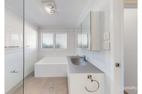 Property photo of 4 Leyland Avenue Deception Bay QLD 4508
