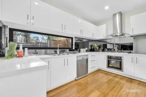 Property photo of 3/4 Olympic Avenue Springvale South VIC 3172