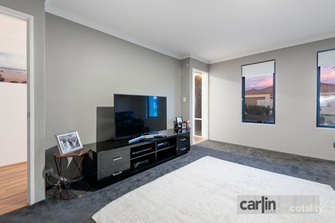 Property photo of 16 Seville Way Aubin Grove WA 6164