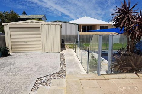 Property photo of 18 Parmelia Way Madora Bay WA 6210