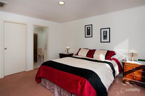 Property photo of 2 Buttercup Grove Morphett Vale SA 5162