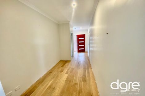 12a Tonkin Rd, Hilton, WA 6163