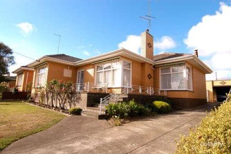 8 Lavinia Dr, Ballarat North, VIC 3350