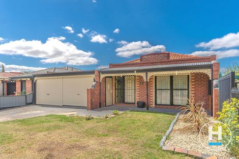 Property photo of 25 Addison Way Roxburgh Park VIC 3064