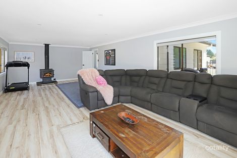 Property photo of 15 Scotia Avenue Oberon NSW 2787