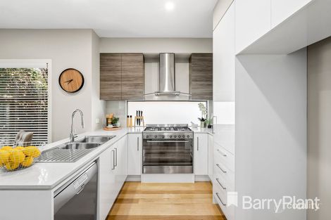 Property photo of 2/60 Cyclamen Avenue Altona North VIC 3025