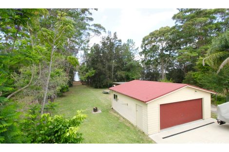 Property photo of 28 Harriss Avenue Basin View NSW 2540