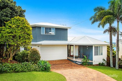 Property photo of 56 Lakeview Terrace Bilambil Heights NSW 2486